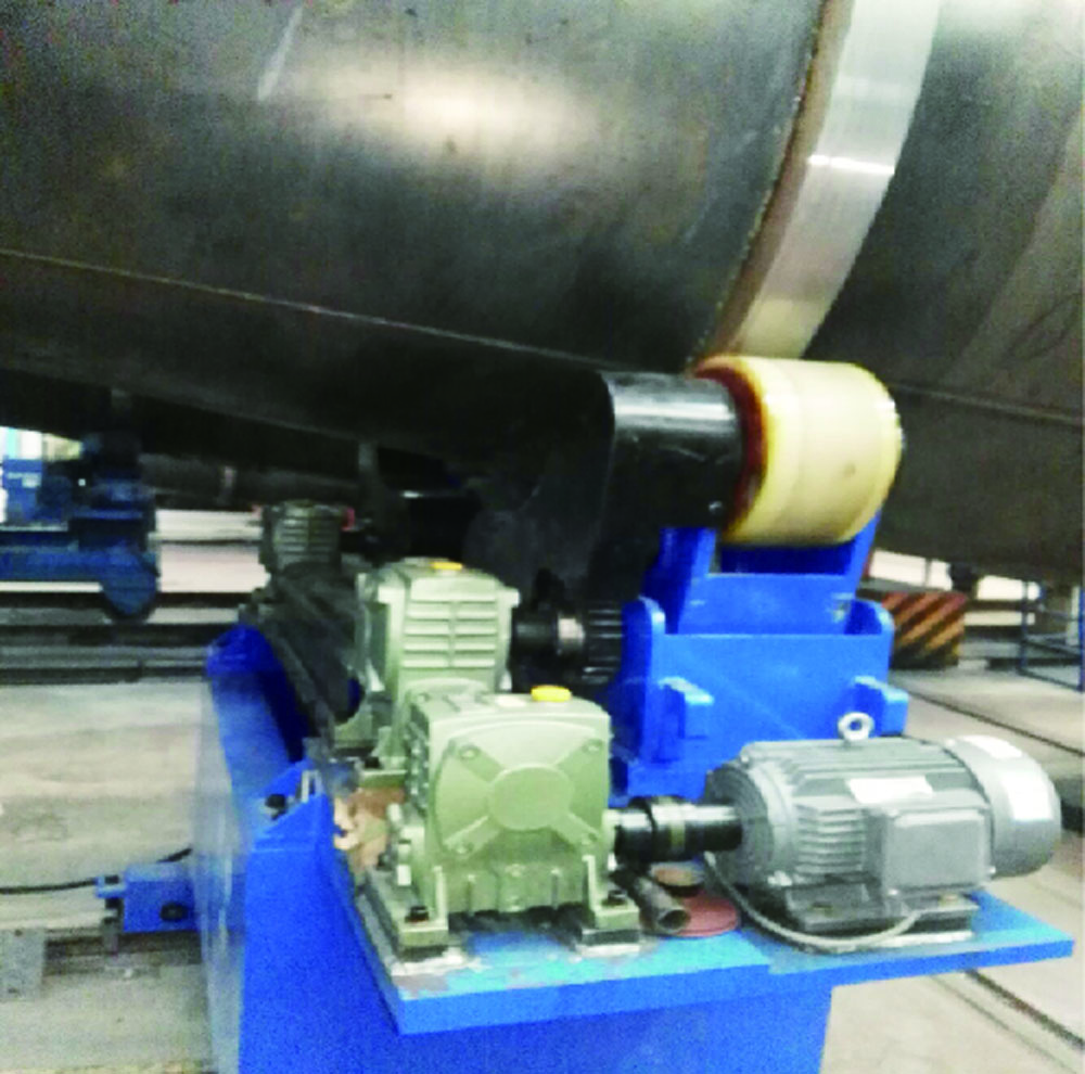 Intelligent double wire girth automatic welding machine